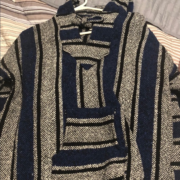 Drug rug hoodie - Picture 1 of 3